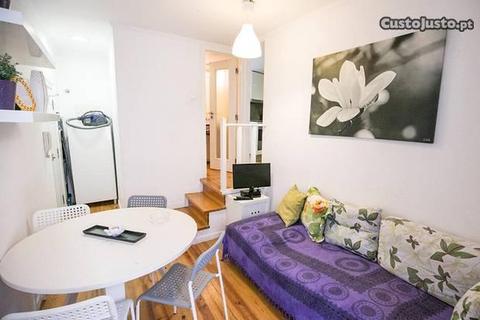 Apartamento Magenta Mustard, Bairro Alto, Lisboa