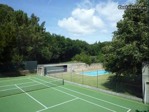 Casa com piscina+tennis partilhado, Caminha