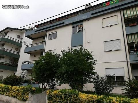 Apartamento T2 - Aceitam-se propostas