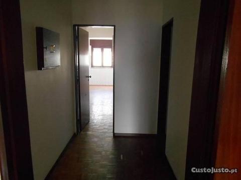 Apartamento T3 Centro da Lourinhã