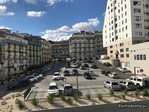 Linda a Velha apartamento T3