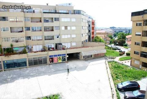 T0 c/ lugar de garagem Leça do Balio