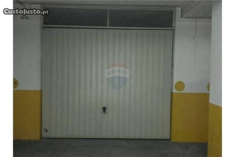 Garagem Box em Galegos-Penafiel