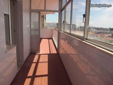 Excelente Apartamento T4+1 à Boavista