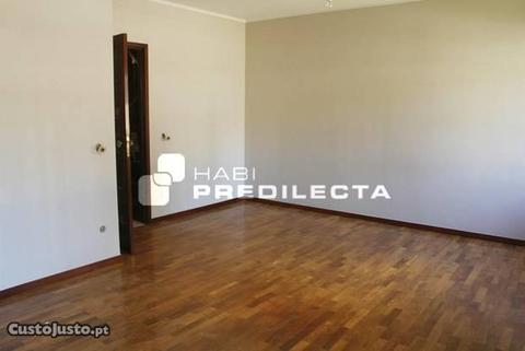 Refh3034 - T3 Duplex C/ Garagem, Afonso Henriques