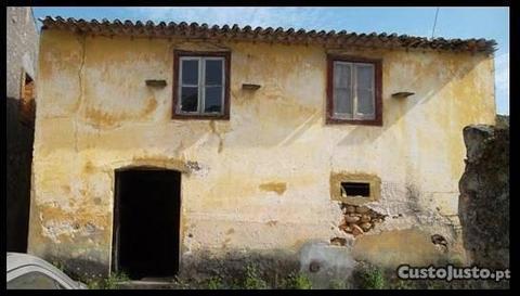 Moradia devoluta pata reconstrução total