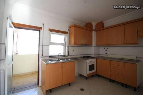 Apartamento bem localizado T2 Quinta do Amparo