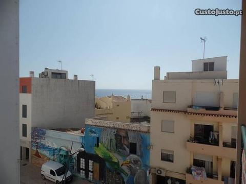Excelente apartamento T1 a 30 metros da praia