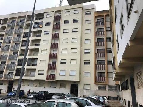 Apartamento T2 no Casal Cotão, Agualva-Cacém