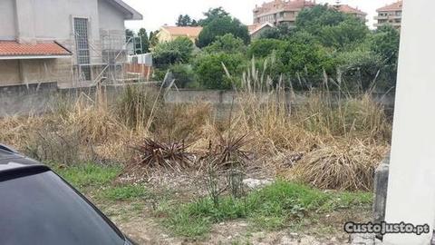 Terreno em Canelas para contrução