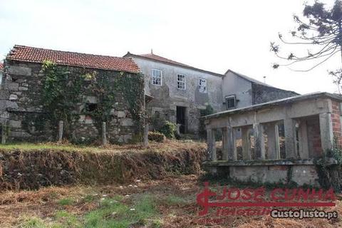 Moradia para Restauro em Dem