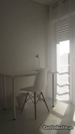 Quarto Rapariga Universitária