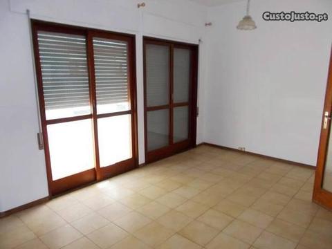 Apartamento T6 Central em Loulé