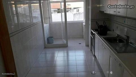 Apartamento T2 rua da Bélgica