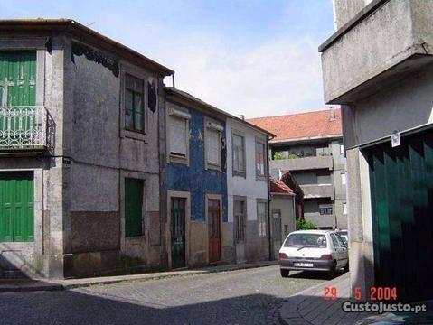 Casa V3 bem localizada Arca d'Água Paranhos Porto