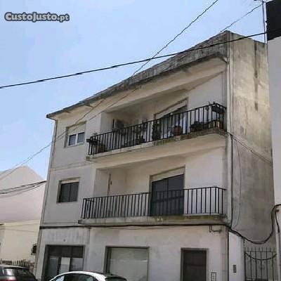 Apartamento T2 Centro Almeirim - GO-02103