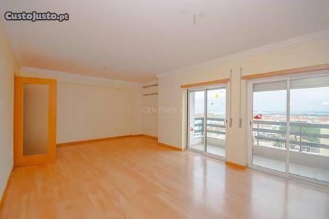 Apartamento T2 108,00 m2
