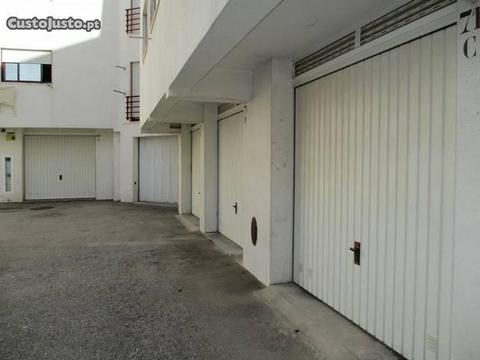 GARAGEM-Exterior-Pinhal novo(Piscinas-Escola Secu)