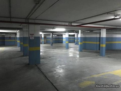 [6565] Garagem comercial, Cidade da Maia/Maia