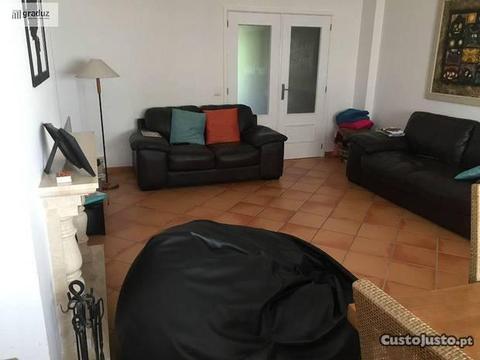 Apartamento t4 violetas