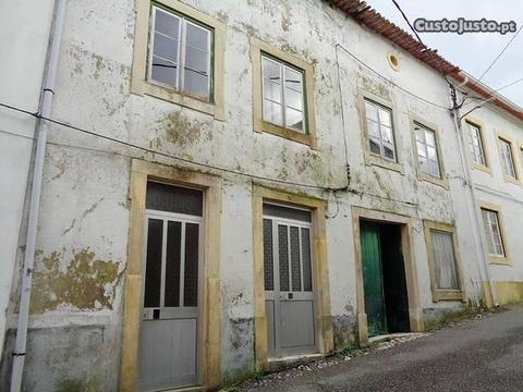 Moradia V3 em centro histórico de Maiorca