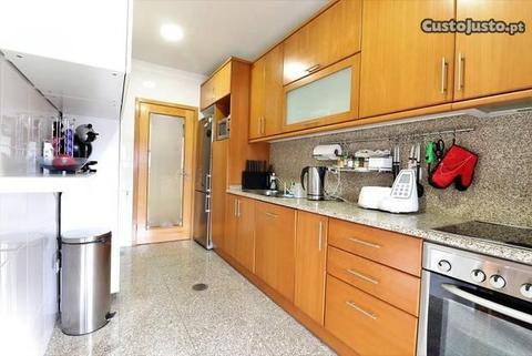 Apartamento T2 ao ISMAI com lugar de garagem!