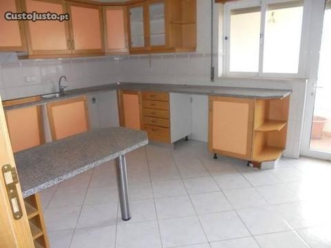 Apartamento T3 em Condeixa (V136PL)