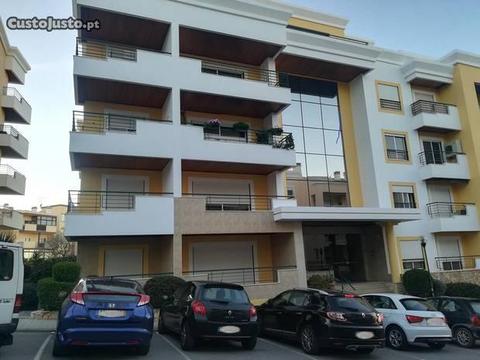 T3 Excelente apartamento em zona residencial Lagos