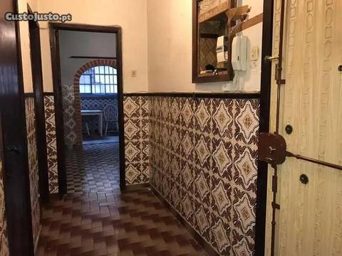 [6460] Apartamento T1 na Ajuda