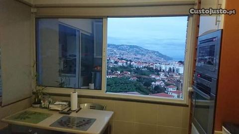 Apartamento T3 no Funchal
