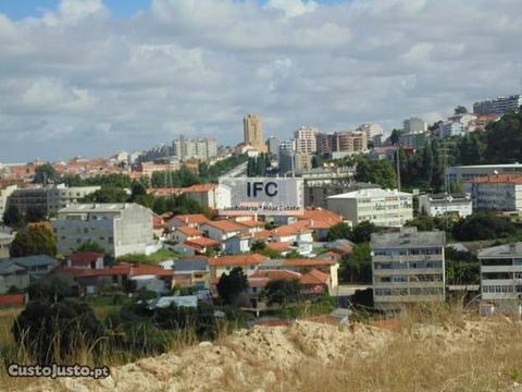 Terreno para a construção em Laborim de Baixo