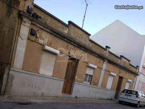 Excelente Investimento no centro do Seixal