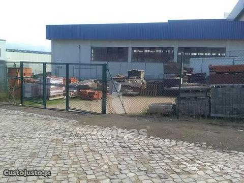 Terreno urbano 2000 m2 alverca