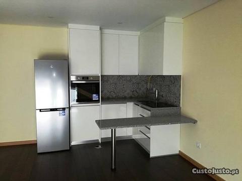 T0 Novo perto Carvalhido