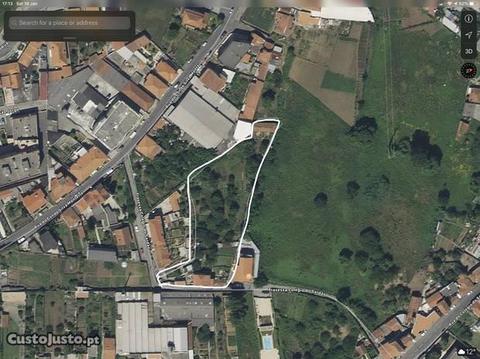 Terreno urbano 3.000 m2 em Oliveira do Douro