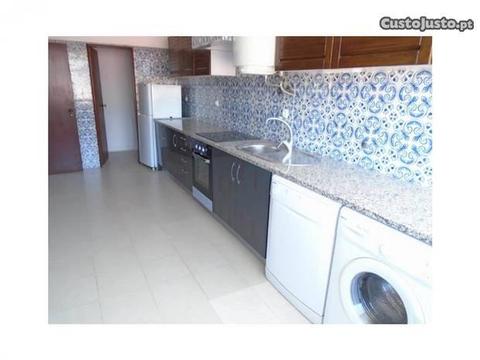 Apartamento T3 em São Gonçalo - Lagos