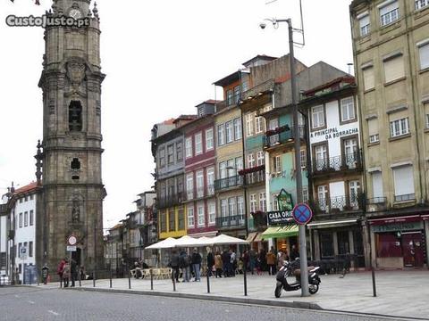 Prédio REABILITADO, Zona Histórica do Porto. Porto