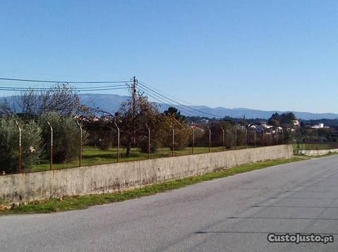 Terreno com vista sobre a Serra da Estrela