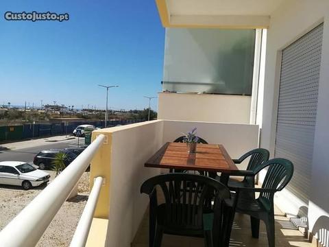 Apartamento Beira Mar T2 com garagem - Algarve
