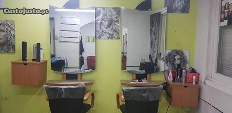 Trespasso cabeleireiro com gabinete estetica