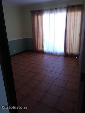 Apartamento T2 Pico da Pedra