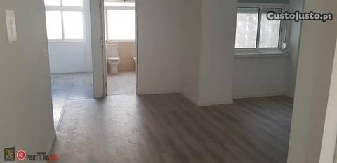 Apartamento T2 no Coração de Almada