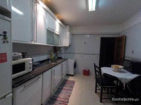 Apartamento T3 ao pé do Alegro