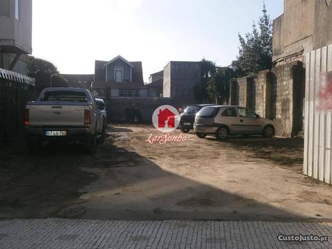 [240-T-14420] Terreno p/ moradia