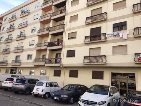 Apartamento com 5 assoalhadas em Vaniçelos